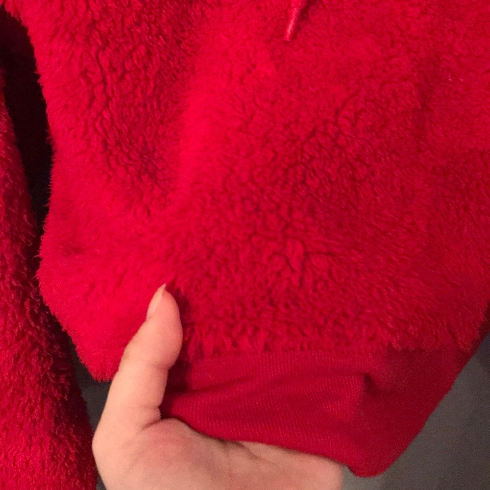 Sweater - Picture 2 of 6